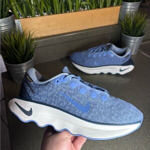 Nike Motiva Gore-Tex Blue White HM0355-401 Women’s Size 8.5 Retail $140 Shoes